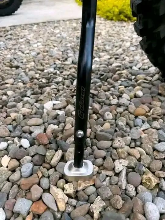 Kickstand