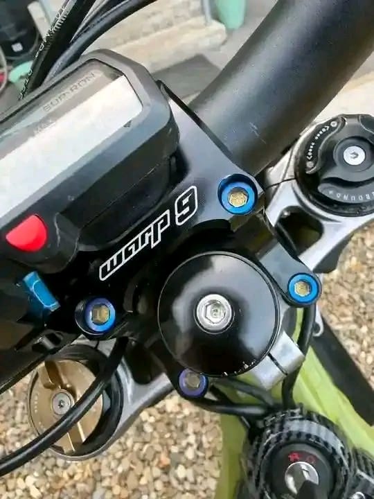 Warp9 stem